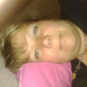 Eslem - Sexo casual en Déleg Perfil de Eslem, 26 años, Sexo casual en Déleg (Cañar)